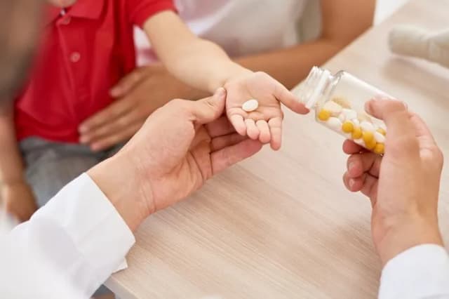 Jak leczyć autyzm: skuteczne terapie i wsparcie dla dzieci Jak leczyć autyzm: skuteczne terapie i wsparcie dla dzieci