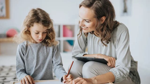 Jaki lekarz diagnozuje autyzm? Poznaj specjalistów i proces diagnozy Jaki lekarz diagnozuje autyzm? Poznaj specjalistów i proces diagnozy